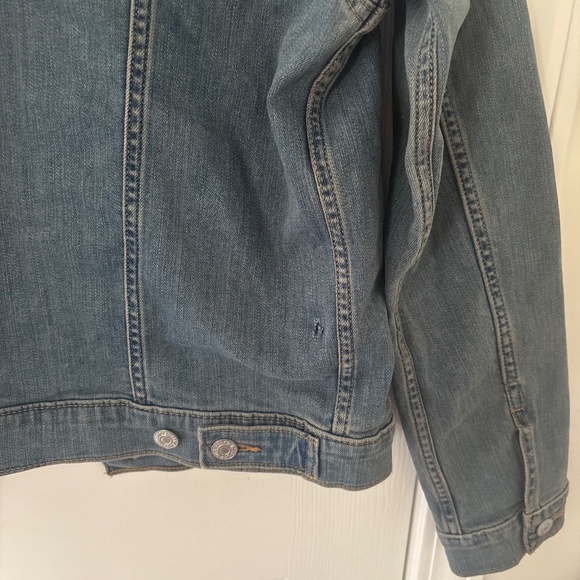 Levi’s Original Trucker Jacket Washed Look Stretch M Women’s - Picture 7 of 8